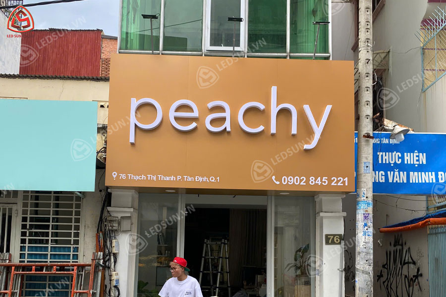 bảng hiệu alu chữ mica