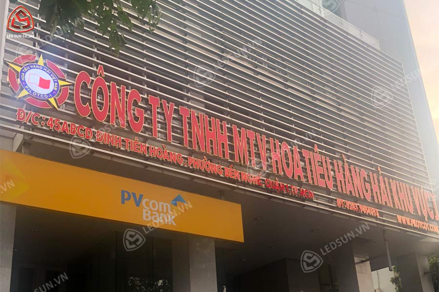 bảng hiệu lam nhôm