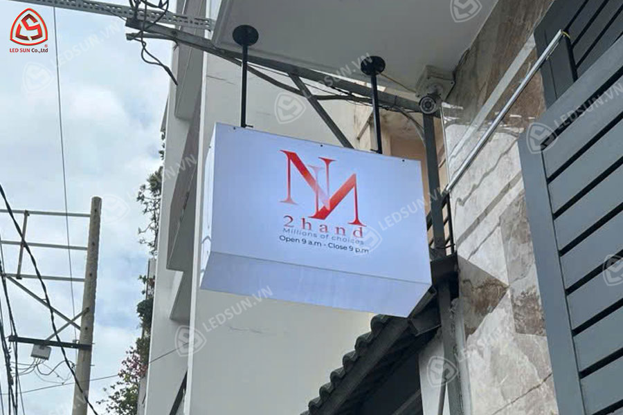 Hộp đèn mica không viền LED sáng 5 mặt