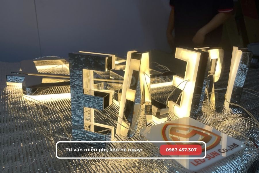 gia công chữ inox tại phú quốc