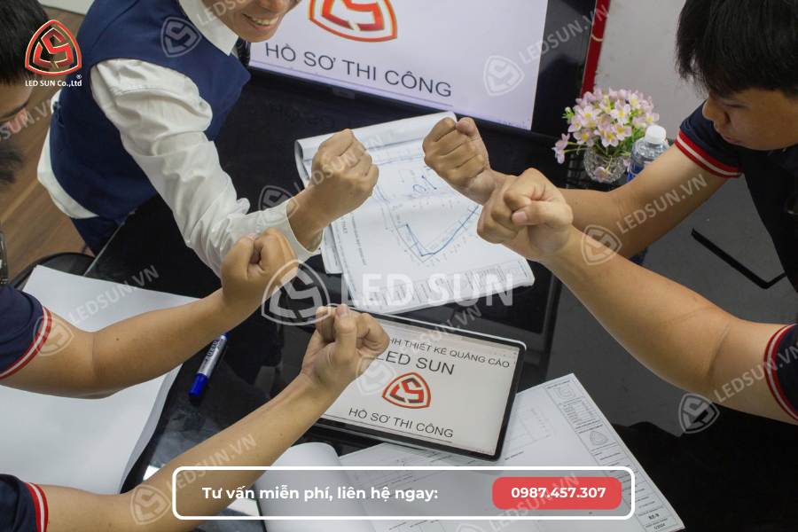 Led Sun có hơn 10 năm kinh nghiệm trong nghề