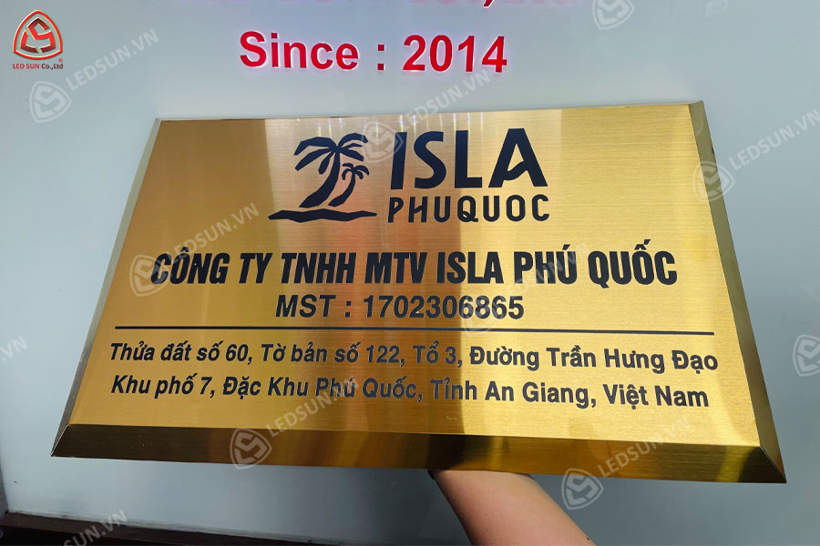 Làm biển hiệu công ty quận 7