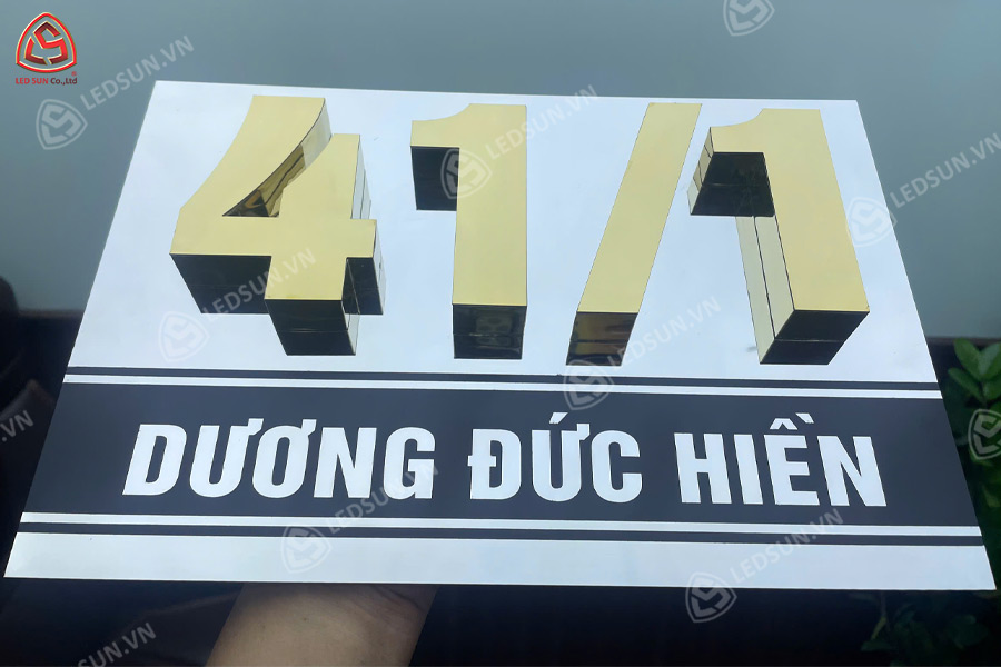 Làm biển hiệu công ty quận 7