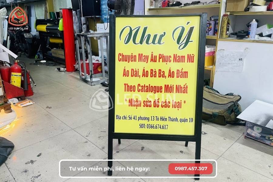 bảng quảng cáo đứng 2 mặt