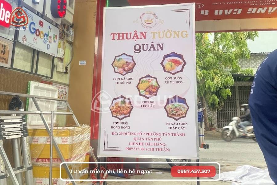 bảng đứng quảng cáo